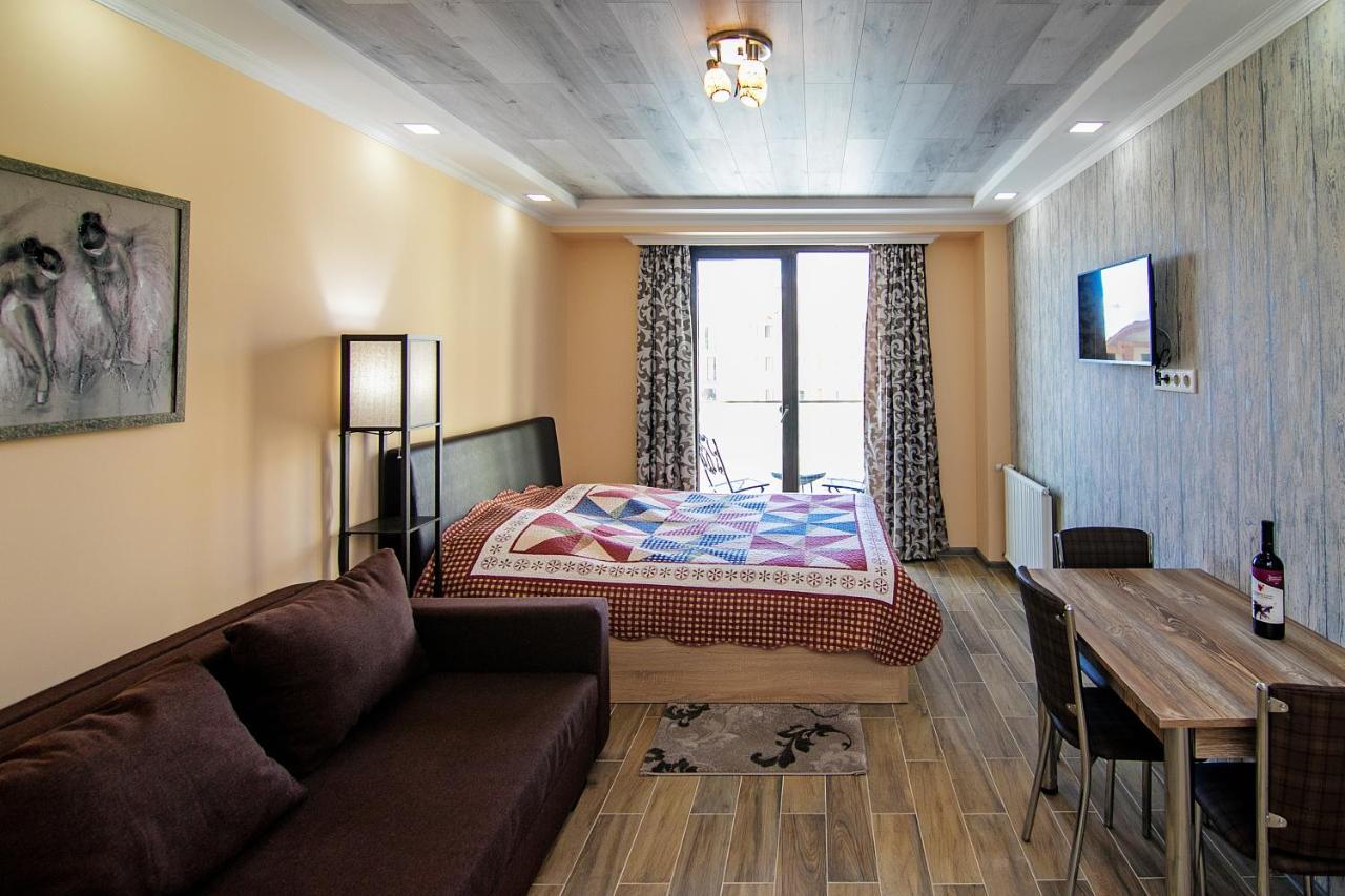 Cozy Studio In New Gudauriアパートメント エクステリア 写真